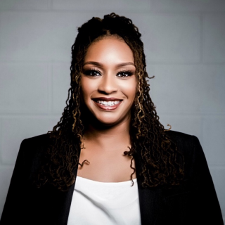 Photo of Dr. Pamela Larde